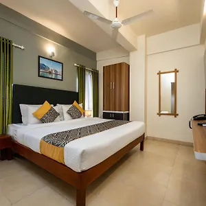 *** Hotel Cj Grande By Jesway & India