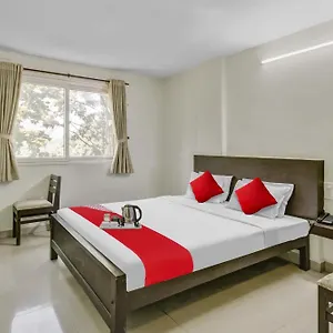 *** Hotel O Kalapurackal Residency India